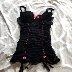 Victorias secret rouched lace gartered slip black/pink 36c